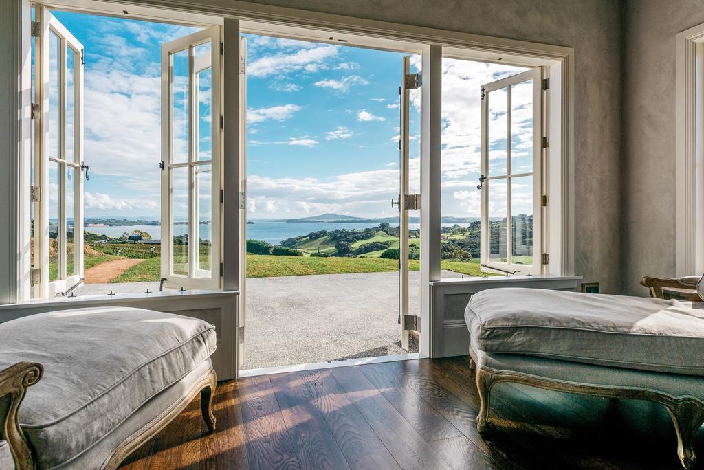 Mudbrick Cottages Oneroa Buitenkant foto